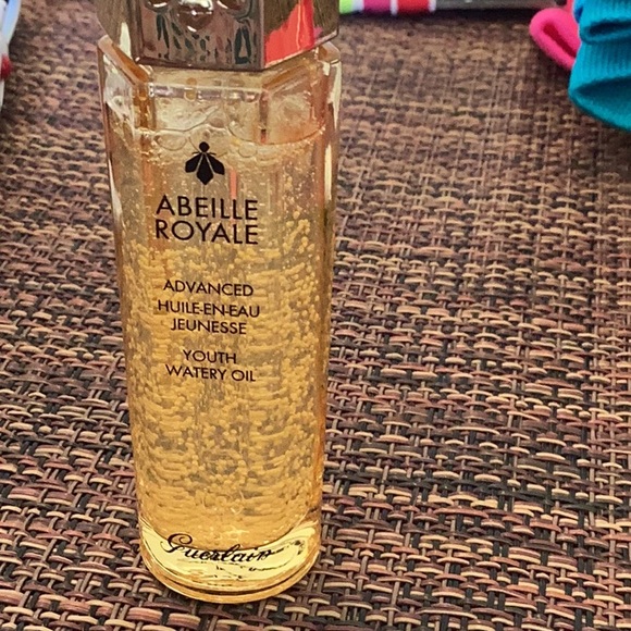 GUERLAIN Abeille Royale Radiant Gold Serum - Picture 10 of 10